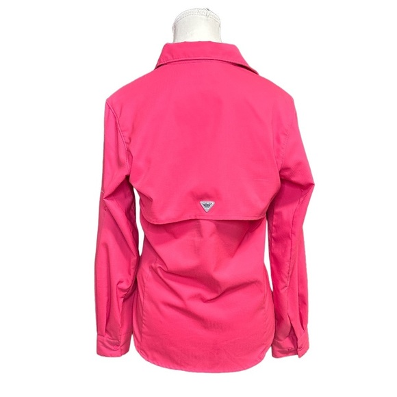 Columbia Woman’s Pink Button Down Long Sleeve Collared Shirt - Picture 6 of 10